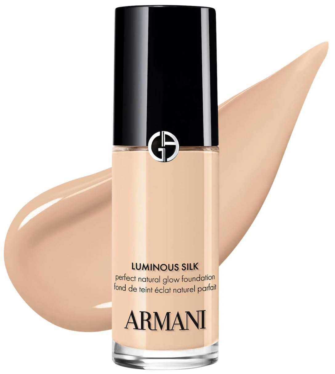 Giorgio Armani Luminous Silk Foundation - GIORGIO ARMANI Official Imagery - 8