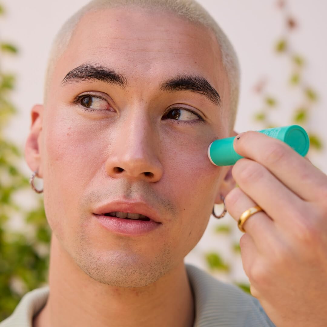 DEINDE Moisture Locking Face Stick - DEINDE Official Imagery - 7