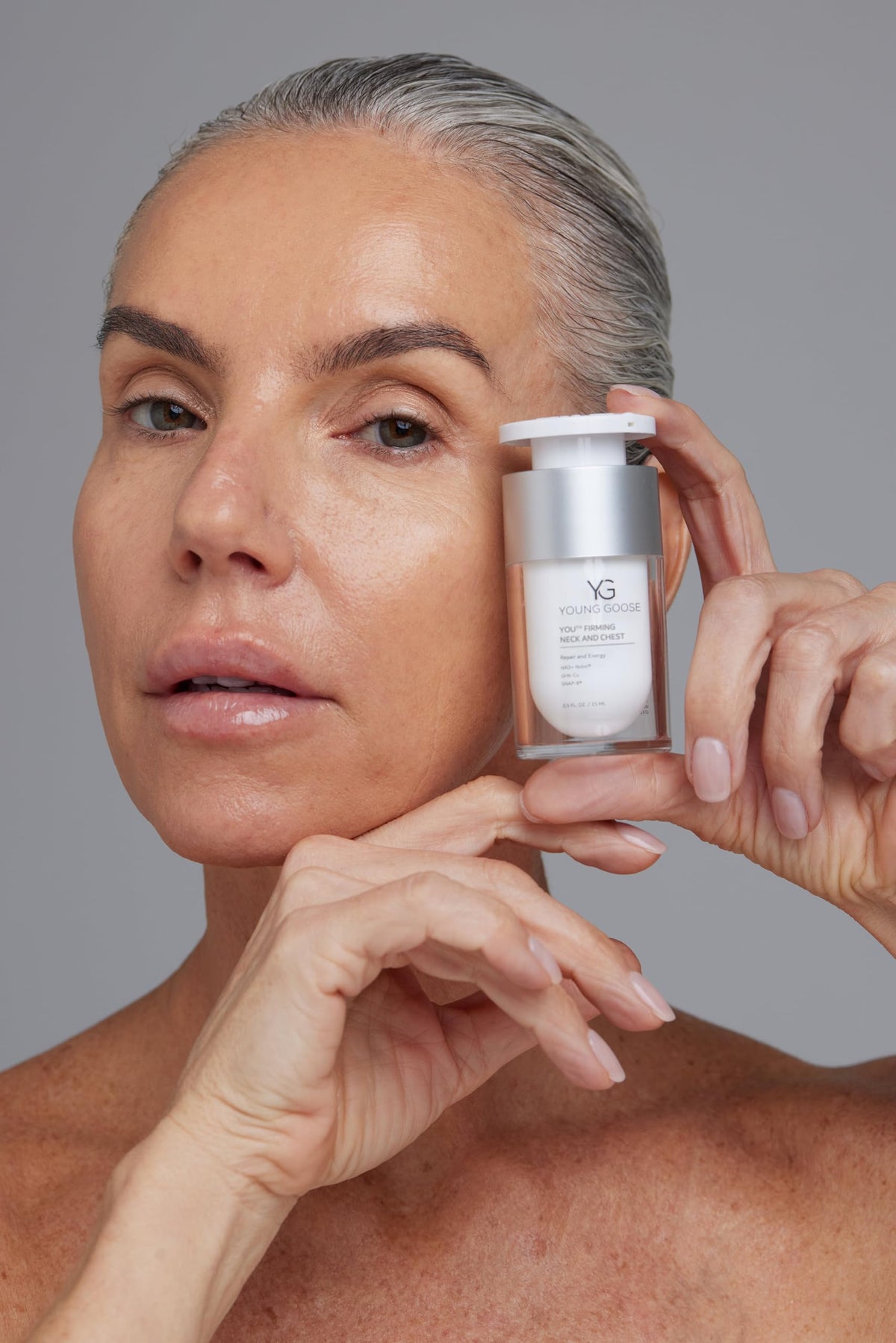 NAD Firming Neck Chest Cream Peptides Vitamin C - Young Goose Official Imagery - 3