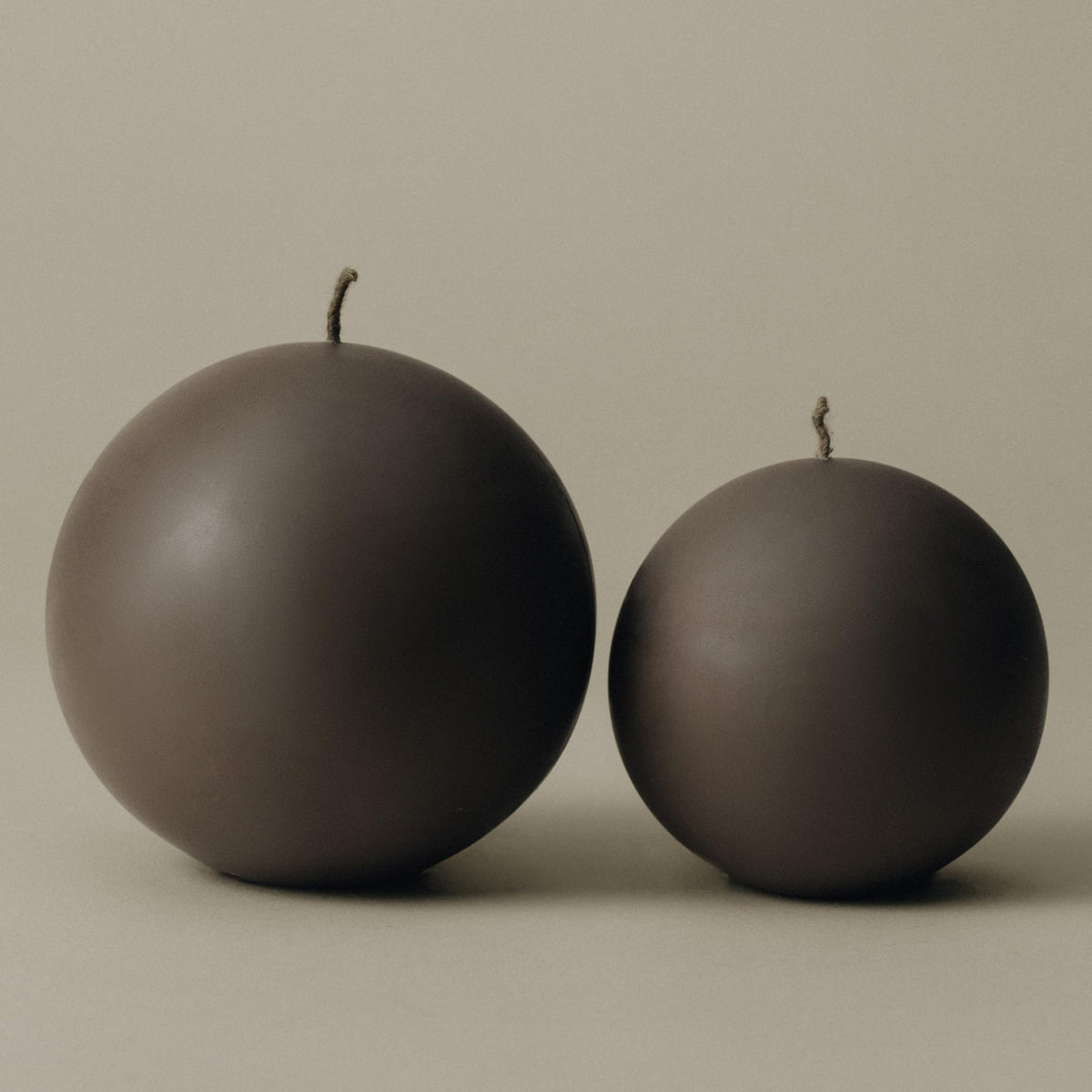 LAWA Sphere Candle - LAWA Candles Official Imagery - 2