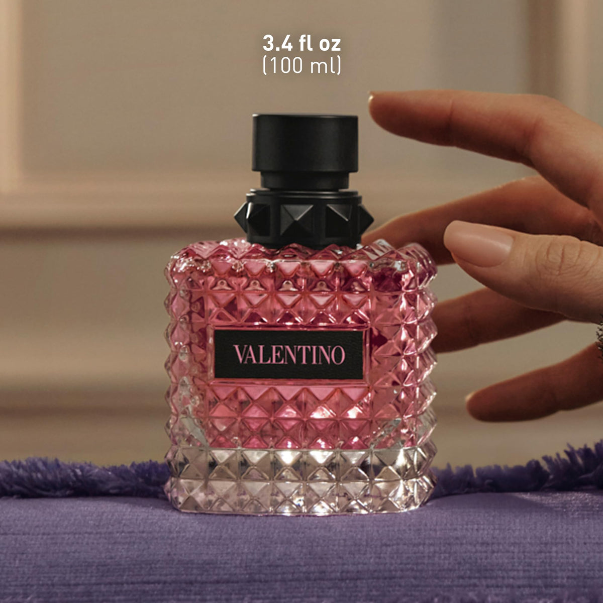 Valentino Born in Roma Donna Eau de Parfum - Premium Selection Official Imagery - 4