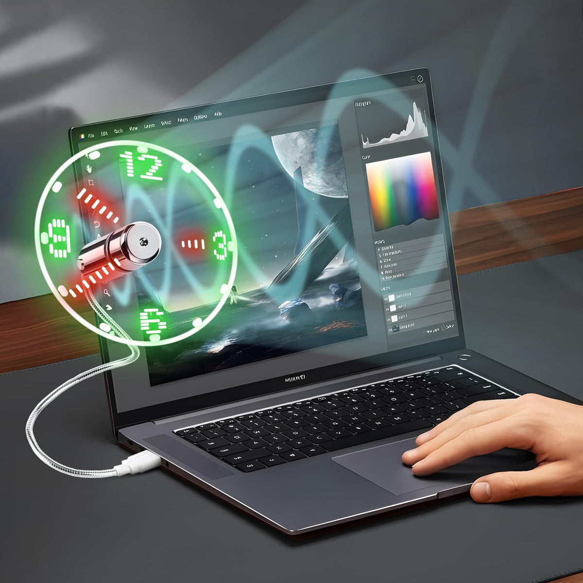 ONXE – USB Fans on display