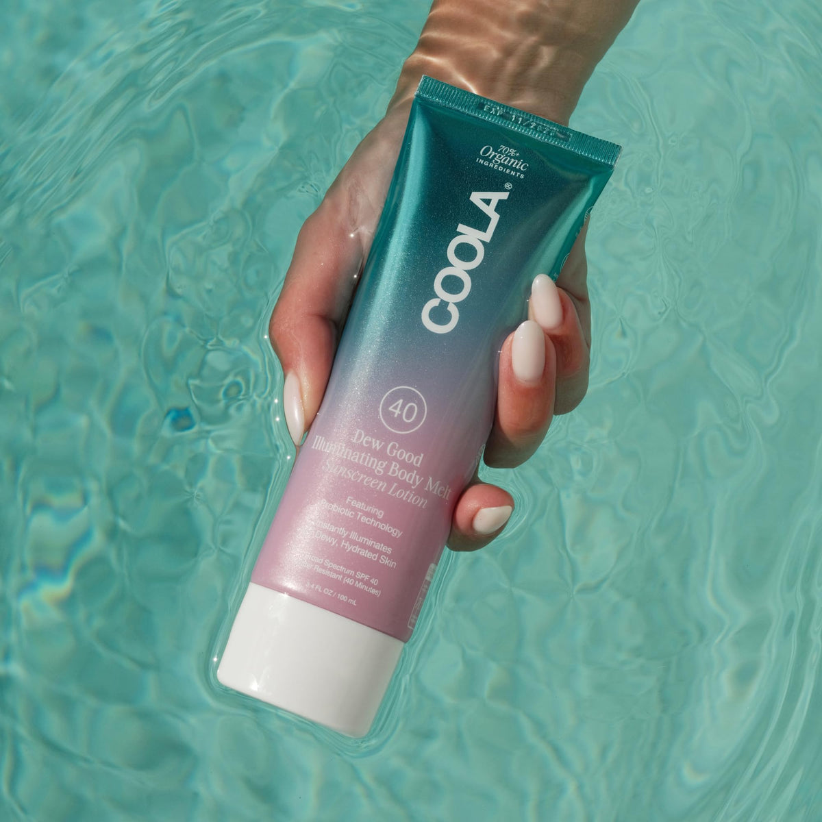 COOLA Dew Good Face Serum Body Glow Lotion SPF 30 SPF 40 2 - Premium Selection Official Imagery - 4