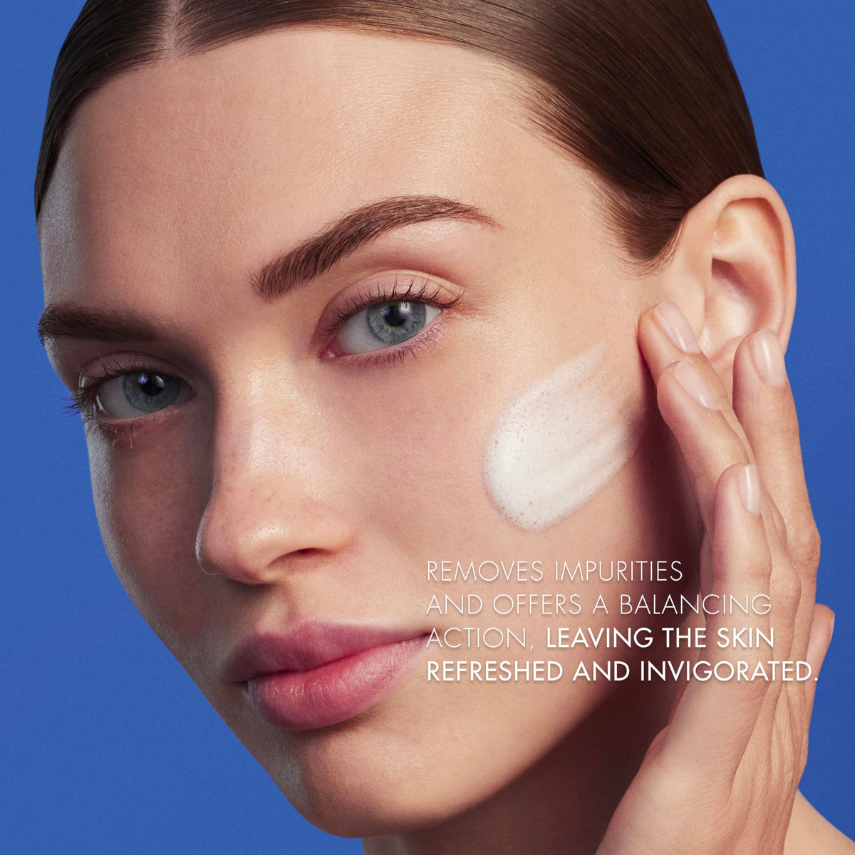 Biotherm Biosource Purifying Foaming Cleanser Tonifying and - Premium Selection Official Imagery - 6