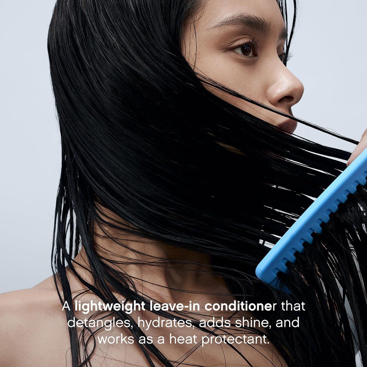 Premium Selection UNITE Hair 7SECONDS Detangler Leave In Conditioner Spray for – close-up detail
