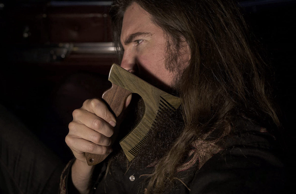 THE BEARDED AXE BEARD COMB by Beard & Bates — view 8